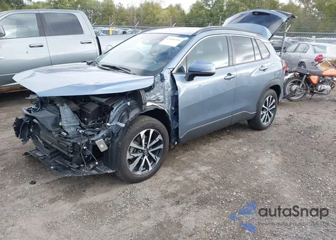 2024 Toyota Corolla Cross Xle z USA, uszkodzony, nr VIN 7MUDAABG0RV098817